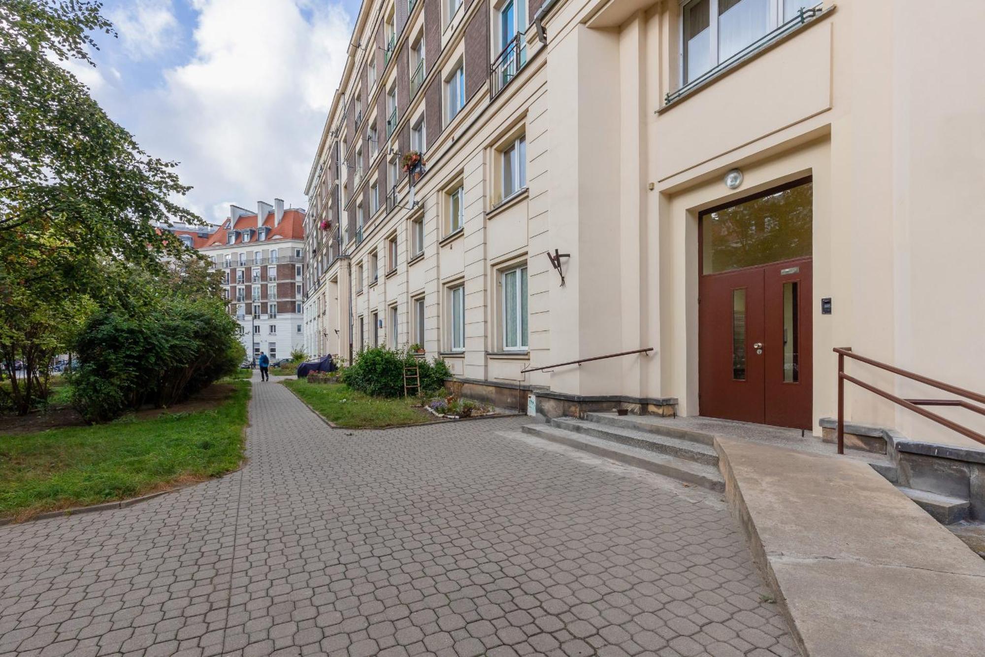 Aleja Wyzwolenia Studio with Mezzanine Warsaw Downtown by Noclegi Renters Exterior foto